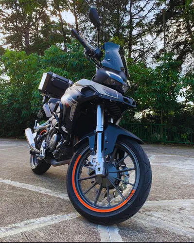 Benelli Trk 251