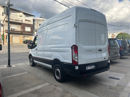 Ford Transit 2.2 Furgon Mediano 350m