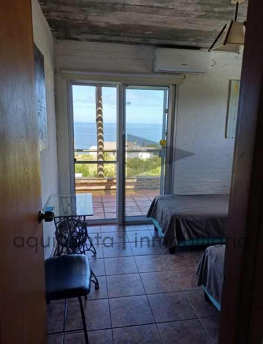 Casa En Alquiler En Punta Colorada 2 Dormitorios 2 Baños