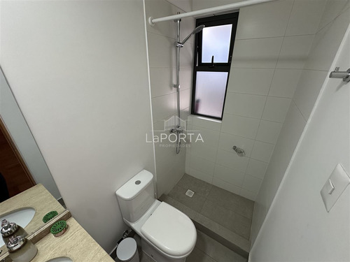 Remodelada / Piscina / Iluminada