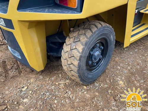 Imagem 11 de 16 de Empilhadeira Caterpillar Dp70 7 Toneledas