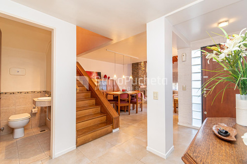 Venta Casa 4 Ambientes Con Jardín Y Piscina En Haedo Sur