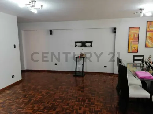 Apartamento En Urb Santa Paula