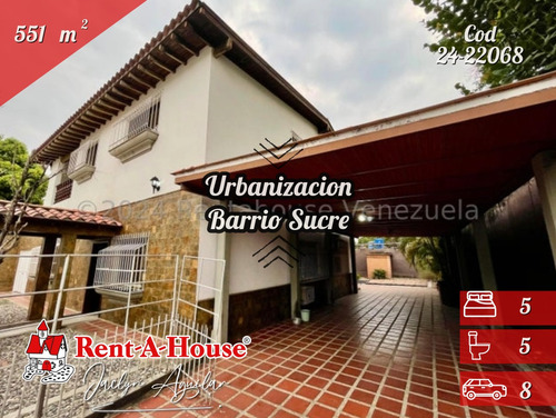 Casa En Alquiler Barrio Sucre Las Delicias 24-22068 Jja