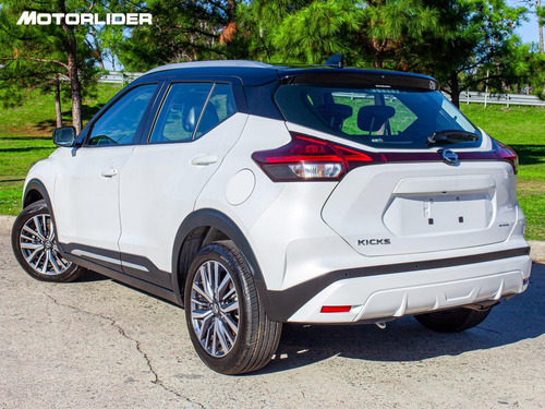 Imagen 3 de 25 de Nissan Kicks 1.6 Exclusive Cvt | Permuta / Financia