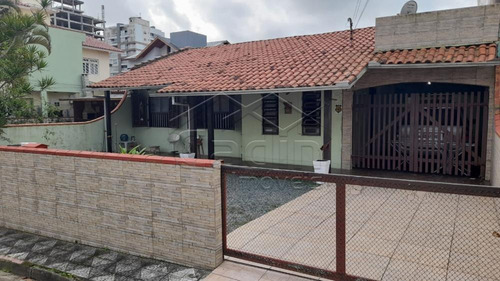 Imagem 1 de 10 de Casas - Ref: V618