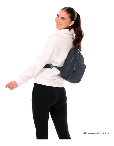 Totto Bolsa De Dama - Mujer Crossbody Ajustable Logar2.0241 Acabado De Los Herrajes Metalicos Color Negro Correa De Hombro Negro Diseño De La Tela Lisa Negro Lisa Metalicos Negro