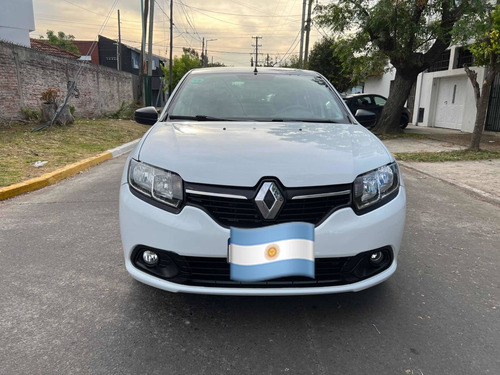 Imagen 9 de 17 de Renault Logan 2018 1.6 Expression 85cv
