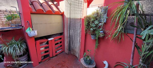 Casa Ph En Venta En Sarandi Este