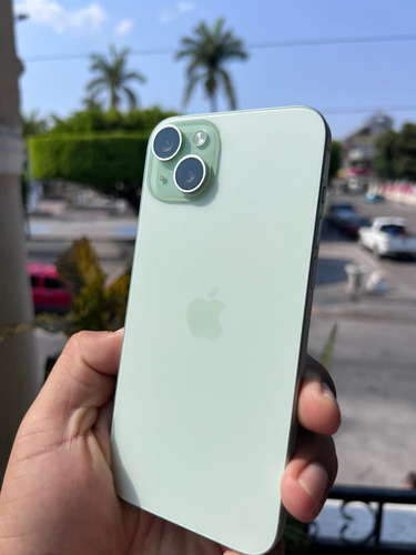 Iphone 15 Plus 256gb Verde- Bandeja Sim-libre De Fábrica Verde Claro (Usado)