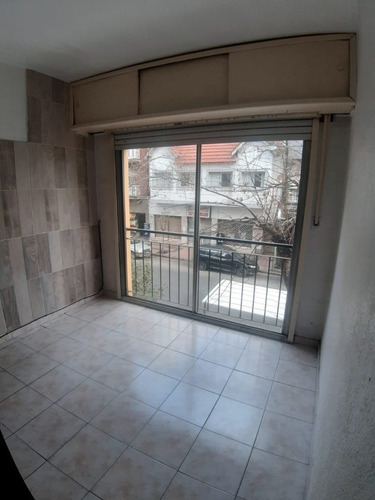 Imagen 1 de 7 de Departamento 1 Ambiente A La Calle Con Balcon En Venta En Mar Del Plata