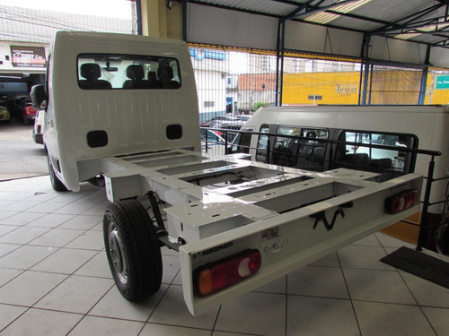 Imagem 5 de 15 de Renault Master Chassi 2021/2022