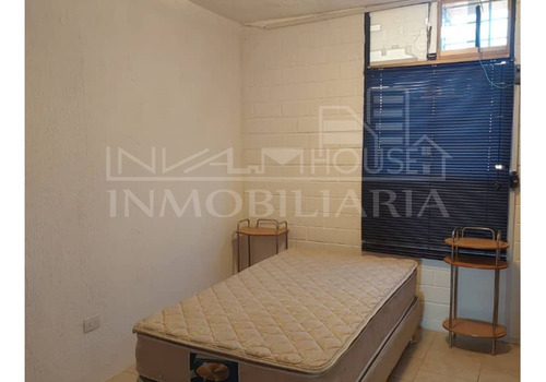 Casa En Venta En La Urbanización Altos De Copacabana De Guarenas - Estado Miranda