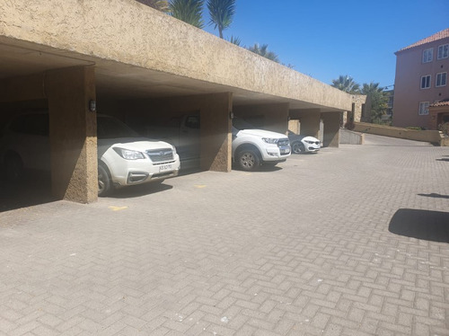 Frente Resort Hippocampus 2d 2b Estacionamiento Y Bodega