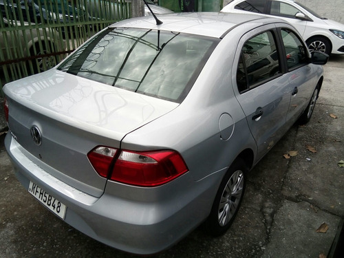 Imagem 3 de 8 de Volkswagen Voyage 2021 1.6 Msi Total Flex 4p