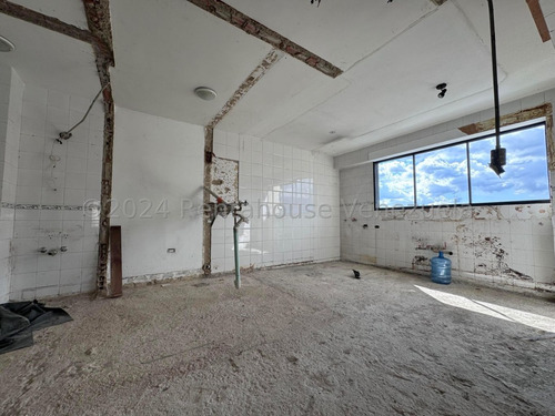 Potencial Apartamento Las Esmeraldas 26=5-3694 Ar