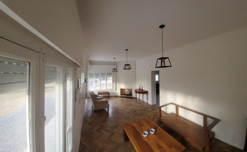Imagen 7 de 11 de Casa Quinta En Hermoso Lugar, Bosque Propio 8 Hectareas, Zona Rural, Camino Asfaltado, Seguridad Priv. A 500mts Del Río. Se Puede Alquilar Por 15ena O Mes Durante El Verano. Cómodo Para 8 Personas.