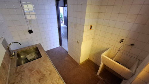 Se Vende Departamento 1 Dorm. Monoblock Stabio