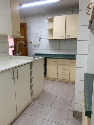 Casa En Venta Monroe, Las Condes, Excelente Ubicación