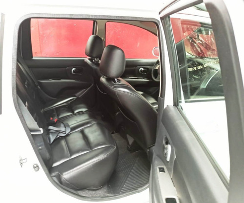 Nissan Livina S 1.8 Flex 14 Autom Troco Favorita Multimarcas