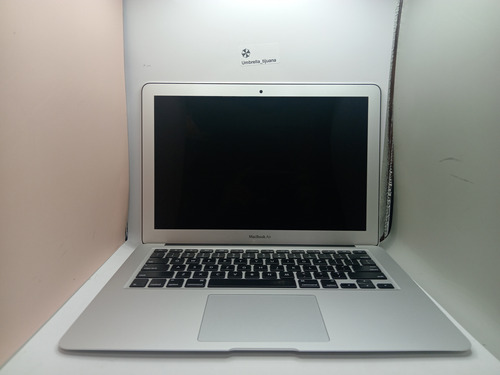 Macbook Air A1466 2017 Core I5 8gb Ram 128gb Ssd Webcam (Usado)