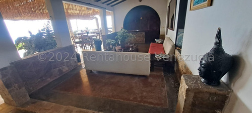Casa En Venta, Exclusivo 15.000 Mts2 De Terreno, Oportunidad, Galipan