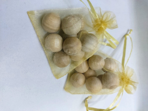 Bolsita Repelente Polillas Bolsa 20 Bolas De Cedro Bolsita Repelente Polillas Bolsa 20 Bolas De Cedro