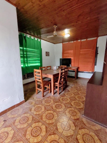 Imagen 2 de 10 de Gran Propiedad En Venta A Metros De Peñaloza