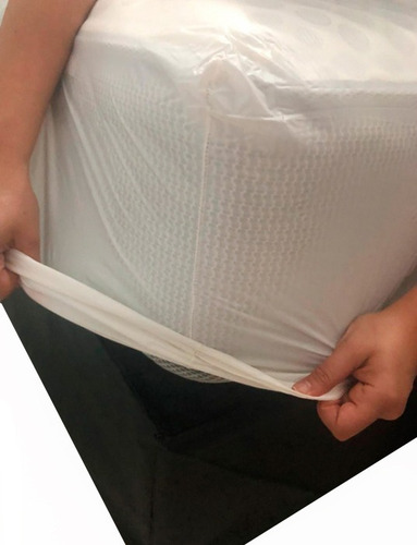 Imagen 4 de 6 de Cubre Colchon Impermeable Moises Catre 40x90 Cm