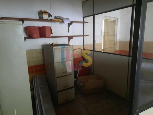 Imagem 2 de 11 de Ponto Comercial Na Avenida Itabuna - 5912
