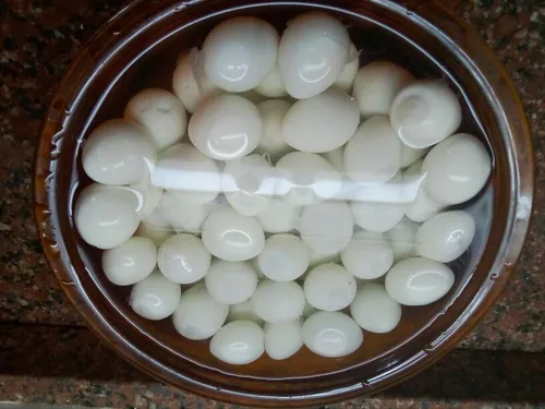 Huevos De Codorniz Cocidos