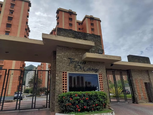 Apartamento En Conj. Resd. Terrazas De Mañongo Foa-2844