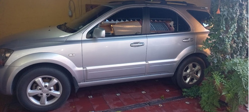 Imagen 2 de 6 de Kia Sorento 3.8 - 270hp