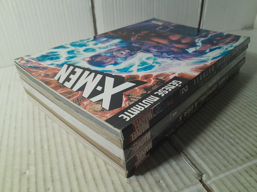 Lote Hq X-men Massacre Inferno Genese Excalibur Panini Rjhm (Usado)