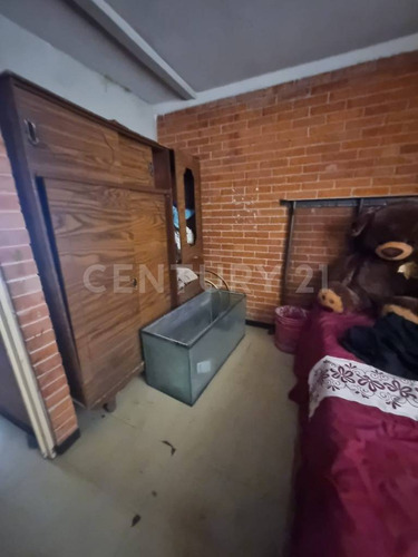 Departamento Con 3 Recamaras En Jardines De Los Báez Ecatepec