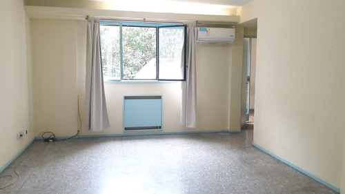 Departamento 2 Ambientes En Venta En Bolivar Al 1800 Barracas Caba