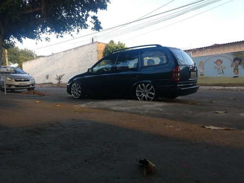 Imagem 3 de 7 de Chevrolet Corsa Wagon 1999 1.6 Gl 5p