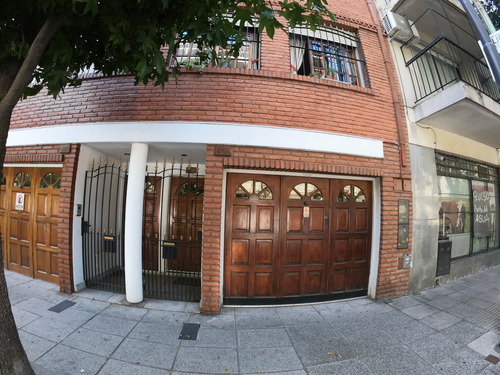 Venta Casa En Barracas, 4 Plantas Cochera Y Pileta