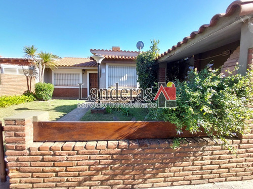Imagen 16 de 25 de Casa Ph 3 Amb. - Todos Los Servicios - Una Cuadra Del Mar!!!