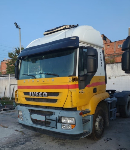 Imagem 13 de 15 de Iveco Stralis 410 2010 6x2 Baixo Km