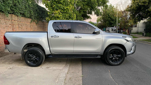 Toyota Hilux Pick-up 2.8 Cd Srv Pack 177cv 4x2