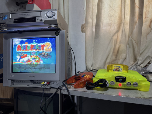 Nintendo 64 Verde Transparente Con Cartucho De Multijuegos Verde (Usado)