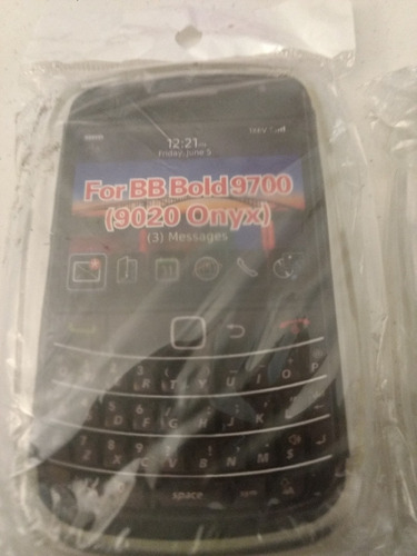 Fund Silicon Blackberry Bold 9700 9020 Onix Transparente A82