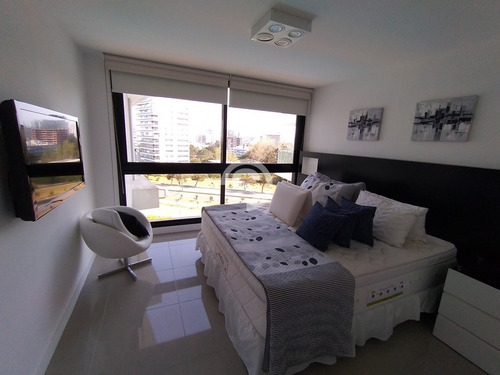Apartamento En Zona De Roosvelt- Ref: 4526