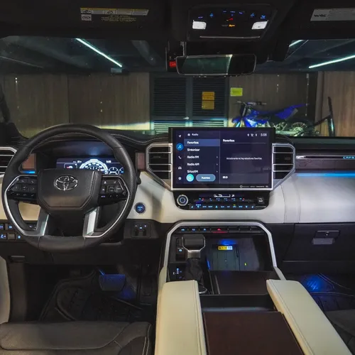 Toyota Sequoia 4WD CAPSTONE