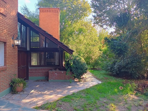 Casa Chalet En Venta En La Martona, Cañuelas, Resto De La Provincia