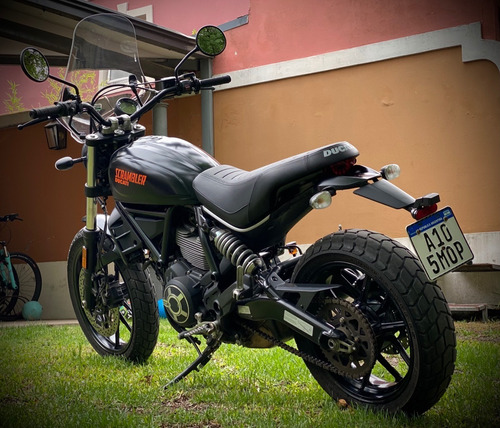 Ducati Scrambler Sixty 2