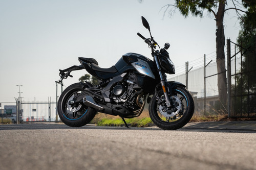 Imagen 7 de 20 de Cfmoto 650 Nk - Unico Moto Canning