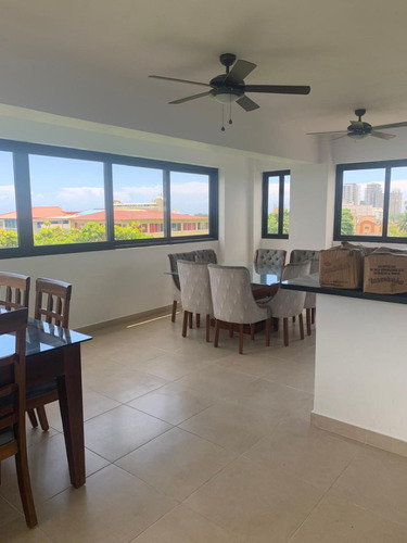 Venta, Edificio De 7 Niveles Ubicado En Gazcue, Santo Domingo