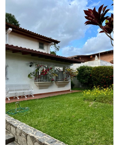 Vendo Casa 430m2 4h+s/4.5b/6p Santa Paula 4462